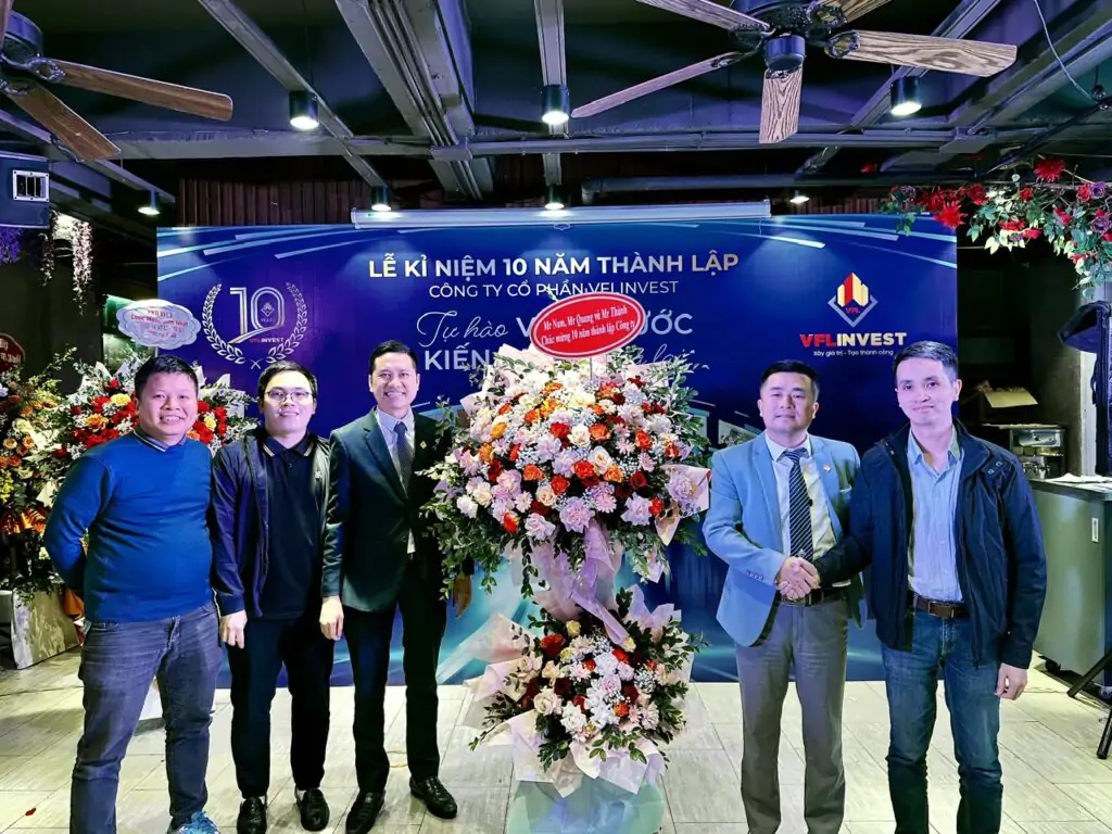 Tuyển dụng nhân sự kinh doanh.3